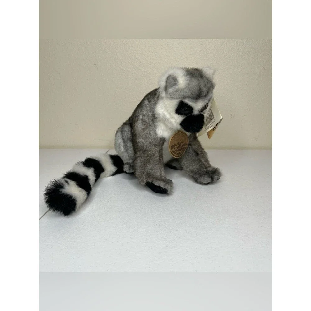Vintage Disney Animal Kingdom Ring Tailed Lemur Plush Stuffed Animal Retired Tag